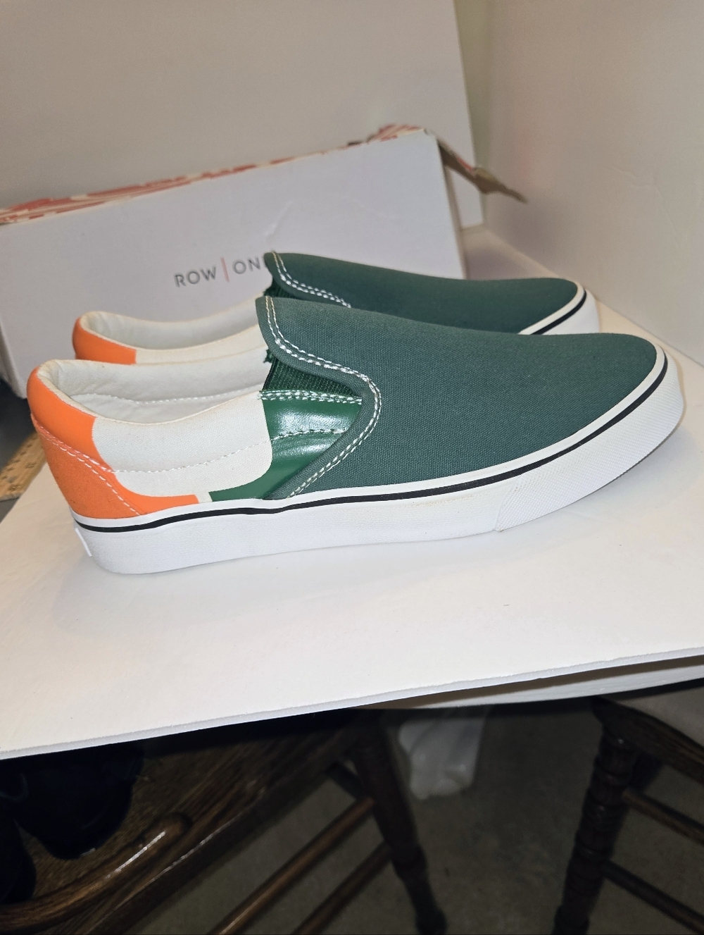 Row One Women's 7.5 U of Miami Slip-On Canvas Sneakers- Green & Orange NEW - Picture 6 of 12